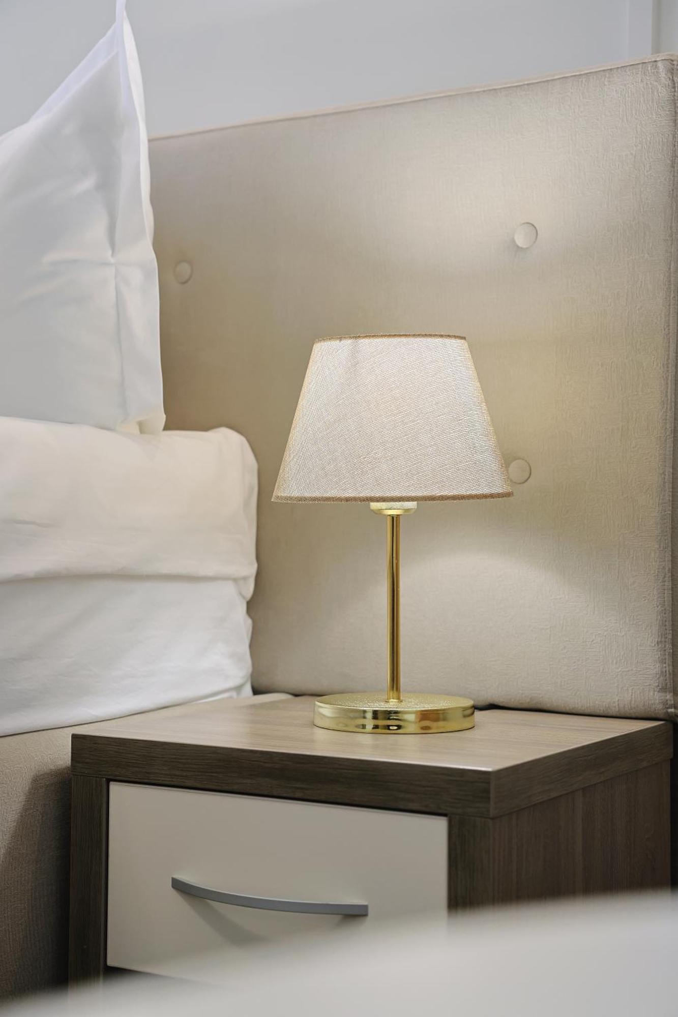 Potaissa Hotel トゥルダ エクステリア 写真